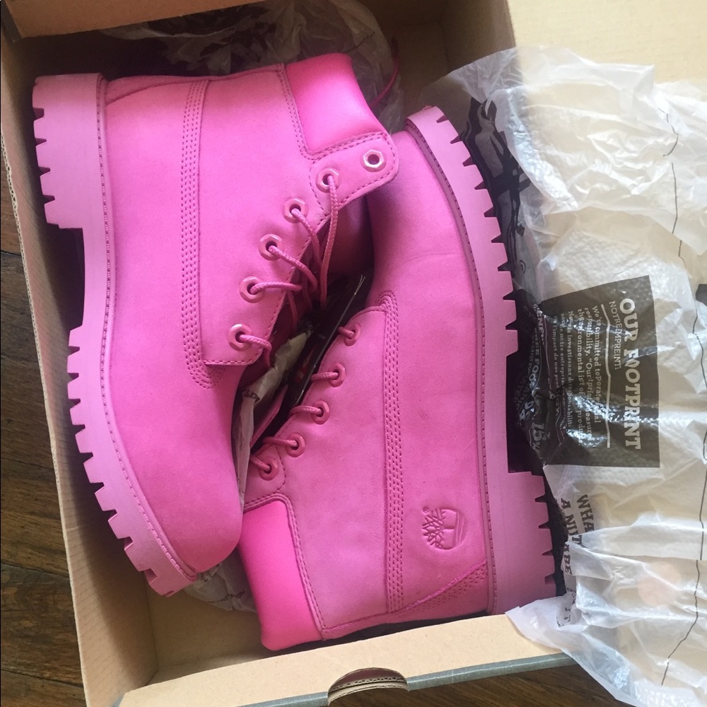 Pink timberland Boots